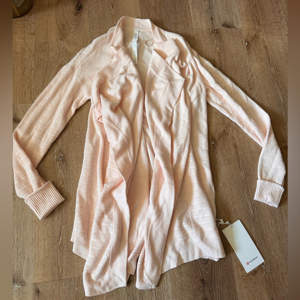 Lululemon NWT Pink Find‎ Your Calm  Cardigan Size 6